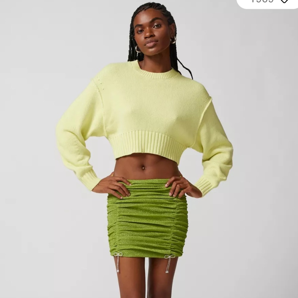Minimal pullover sweater from UO size medium NWT
